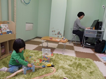 子連れ出勤制度