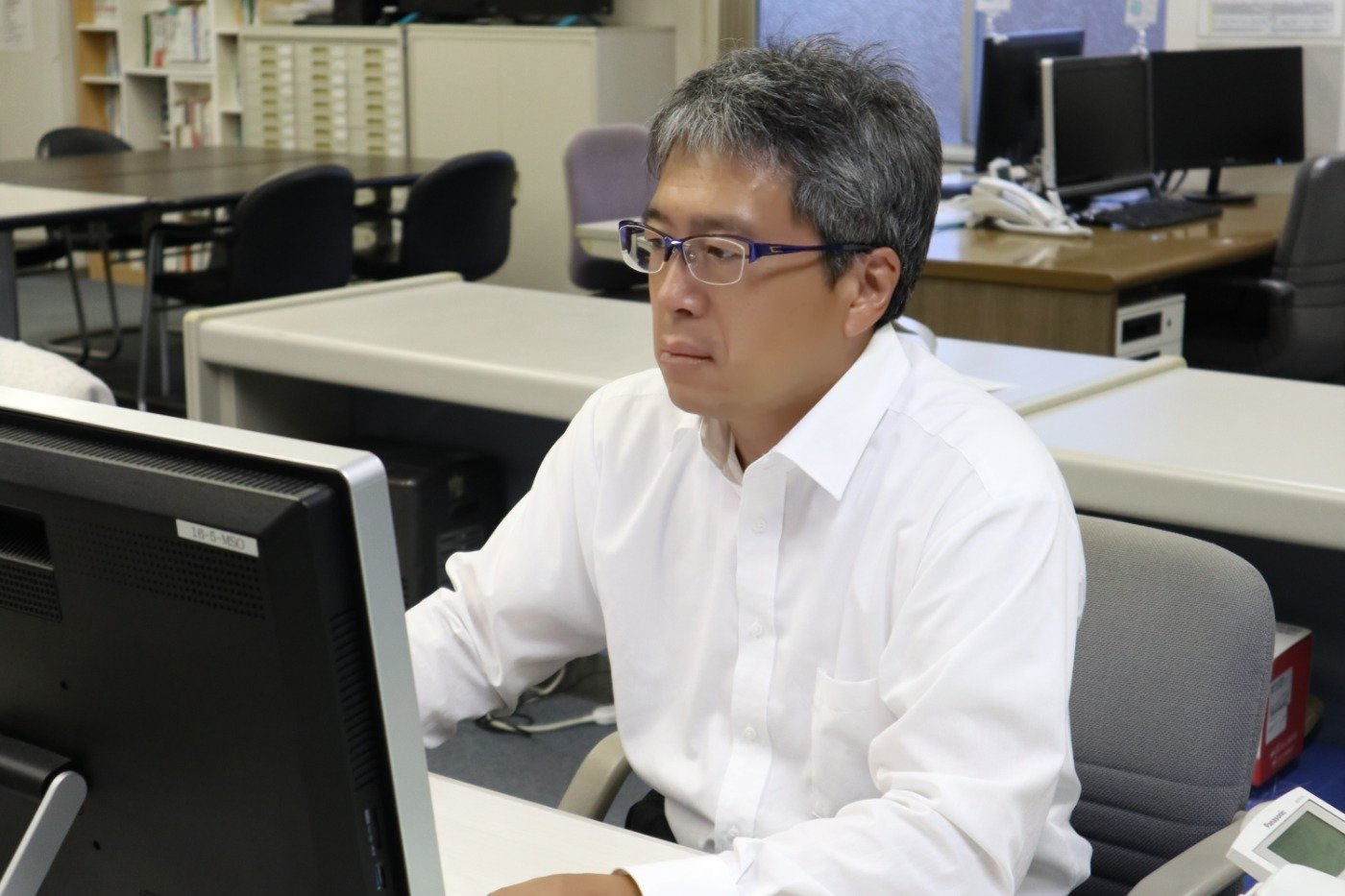 新潟事務所 高井 宏